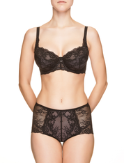 Lauma, Black Underwired Lace Bra, On Model Front, 40H22