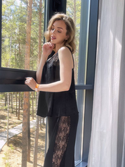 Lauma, Black Pyjama With Lace, On model Front, 40L90, 40L58