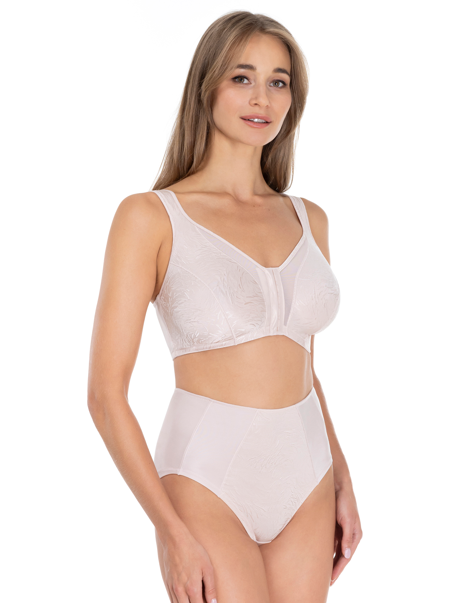 Lauma, Beige Front-closure Non-wired Bra, On Model Front, 44L22