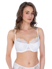 Lauma, White Half-padded Bra, On Model Front, 46K40