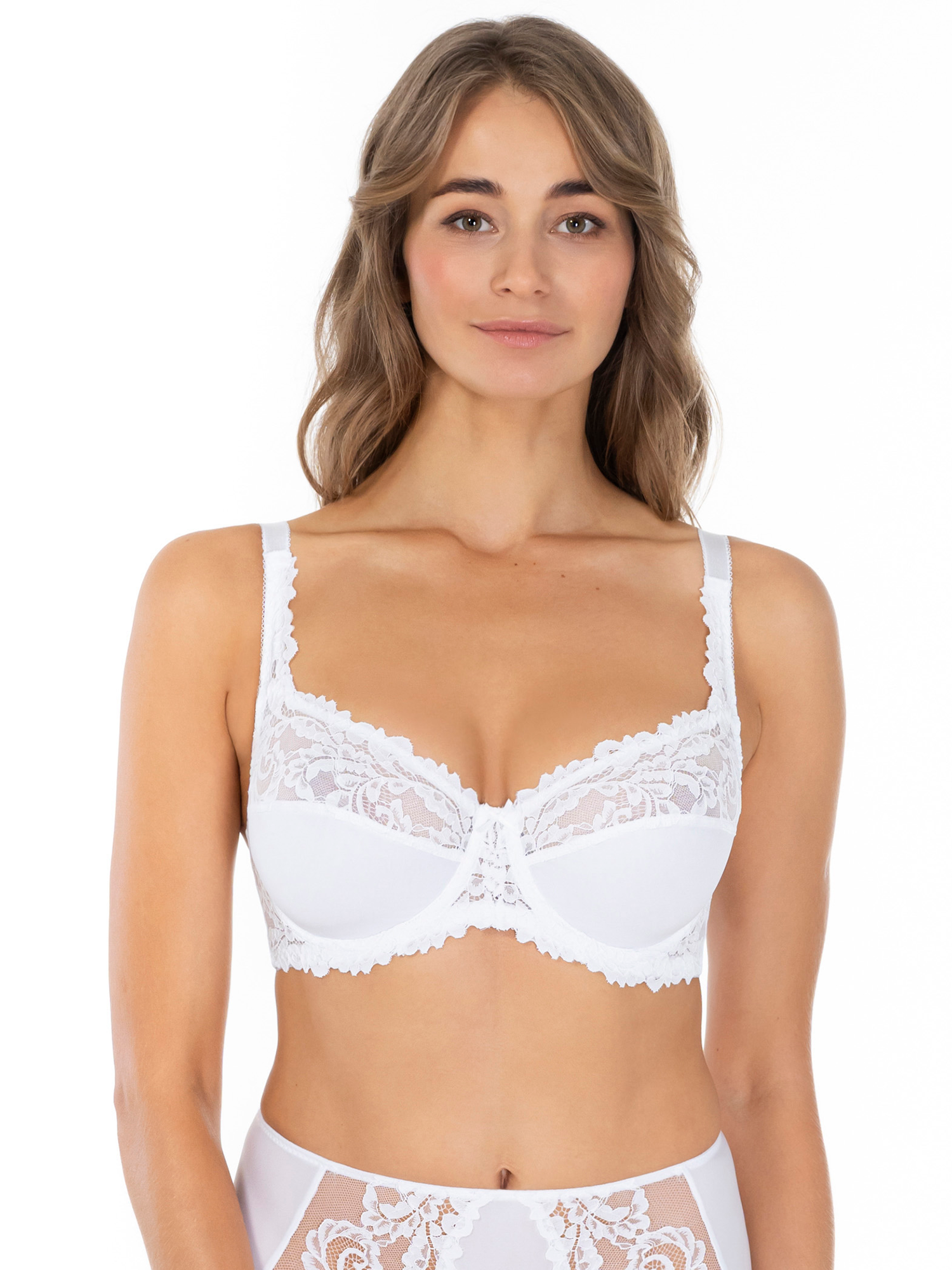Krūšturis ar mīkstiem kausiņiem Lace Love