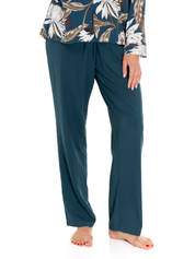 Lauma Lingerie, Viscose Pyjama Pants, On Model Front, 72D24