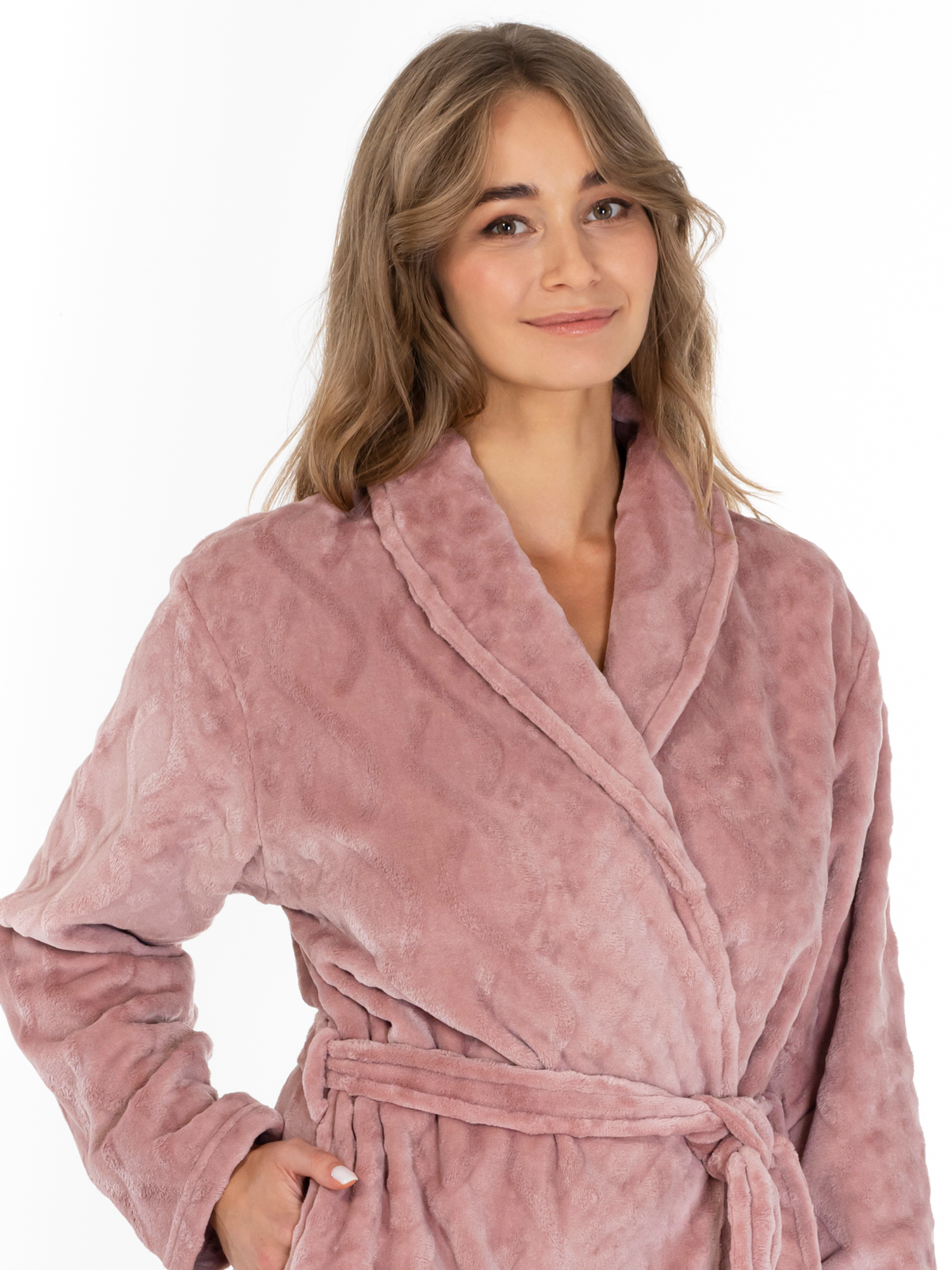 Lauma, Pink Fleece Robe, On Model Front, 72D40