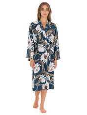 Lauma Lingerie, Green Floral Print Viscose Robe, On Model Front, 72D69