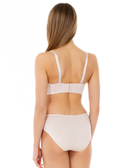 Invisible Seamless Hipster Panty