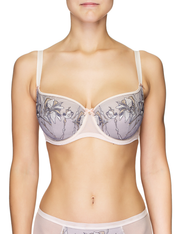 Lauma, Beige Underwired Bra, On Model Front, 81H20