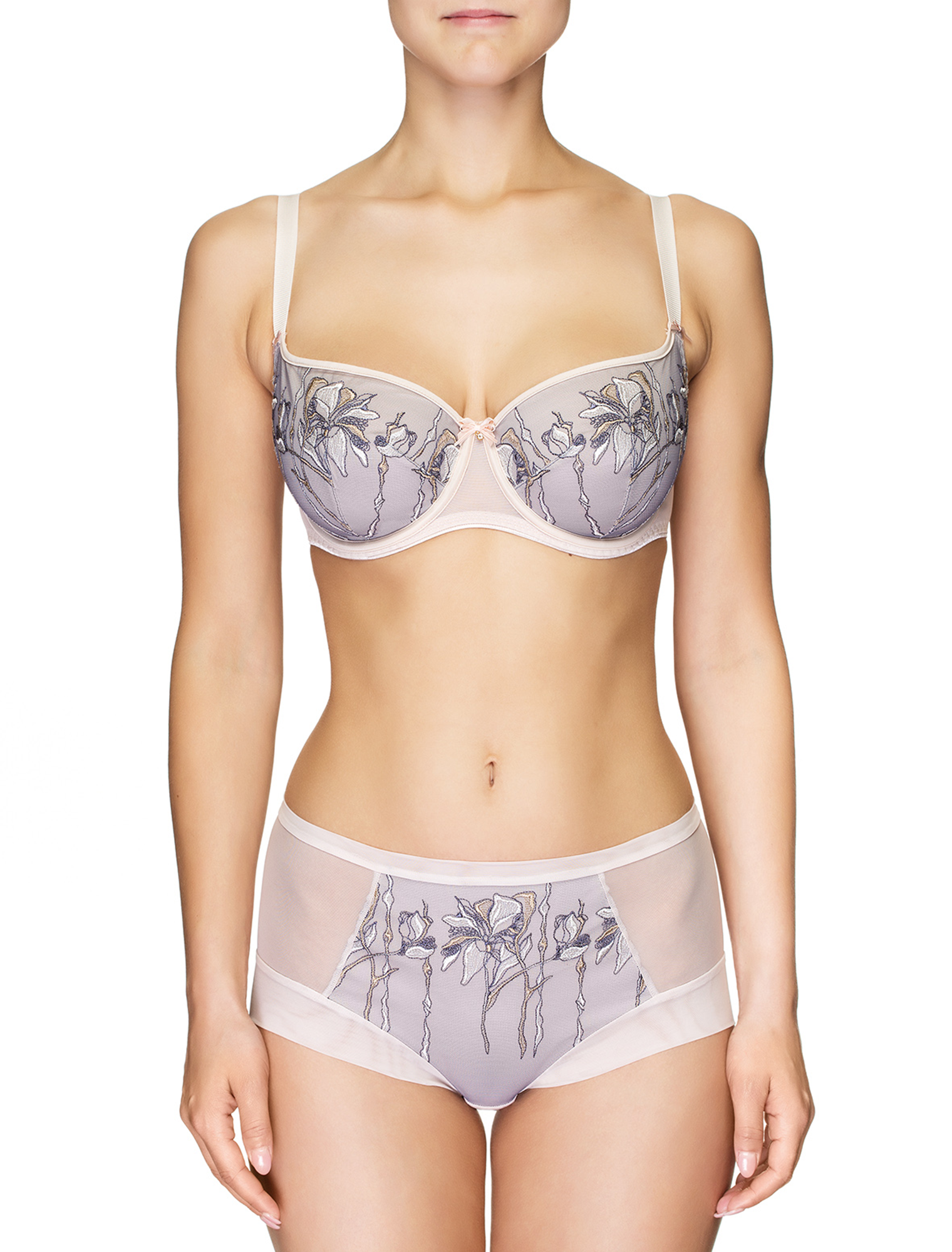 Lauma, Beige Underwired Bra, On Model Front, 81H20