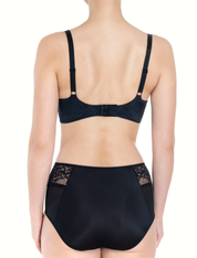 Lauma, Black Underwired Non-padded Bra, On Model Back, 10K20