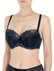 Lauma, Black Underwired Non-padded Bra, On Model Front, 10K20