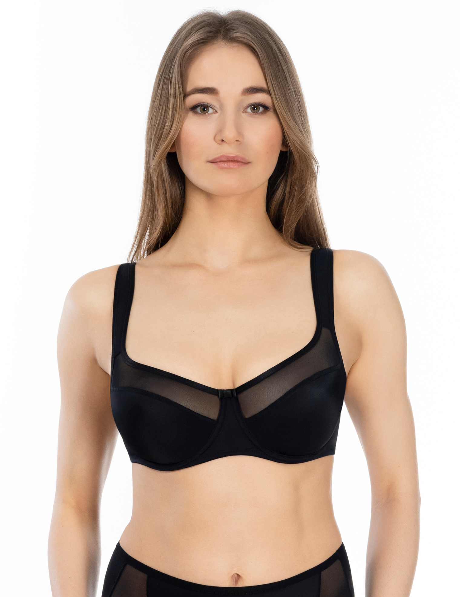 Lauma, Black Non-padded Moulded Underwired Bra, On Model Front, 20K22