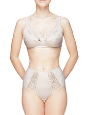 Lauma, Nude Wireless Non-padded Bra, On Model Front, 29C22