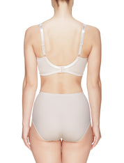 Lauma, Nude Wireless Non-padded Bra, On Model Back, 29C22