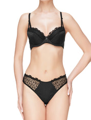 Lauma, Black Push Up Bra, On Model Front, 48J10