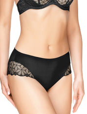 Lauma, Black Shorts Panties, On Model Front, 48J70