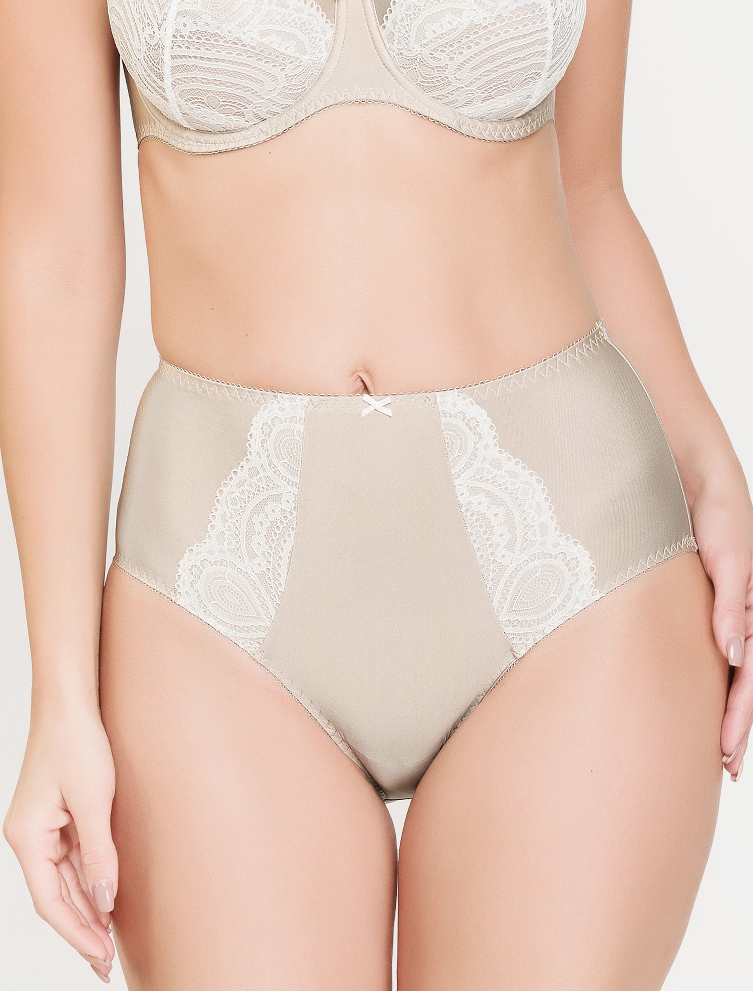 Augstas biksītes Fetching Lady