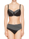 Lauma, Black Swimwear Bikini Top, On Model Front, 62H20