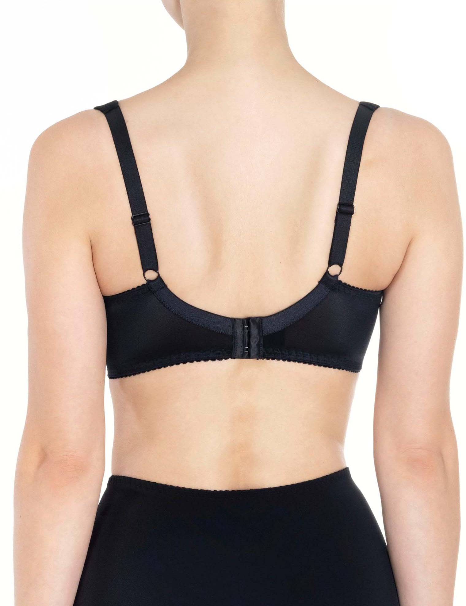 Lauma, Black Side Support Bra, On Model Back, 66A20