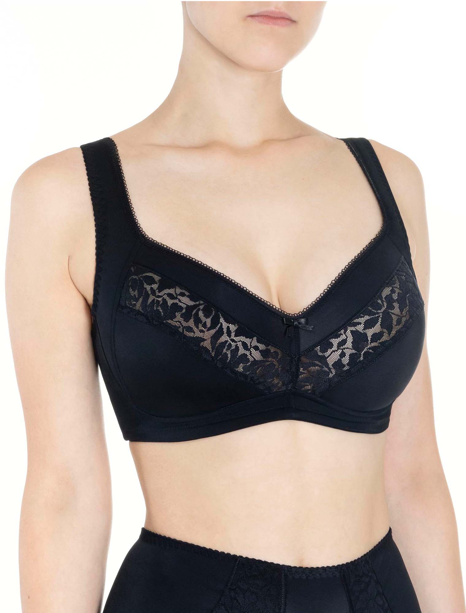 Lauma, Black Wireless Bra, On Model Front, 66A24