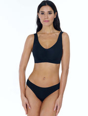 Lauma, Black Mid Waist Seamless String Briefs, On Model Front, 71D61