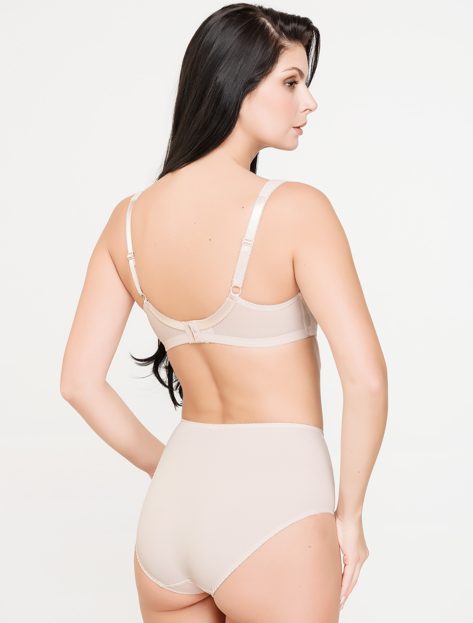 Lauma, Beige Underwired Non-padded Bra, On Model Back, 72F22