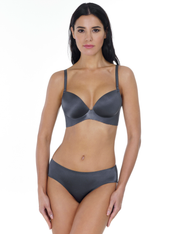 Lauma, Grey Seamless Wireless Moulded Push Up Bra, On Model Front, 77D35
