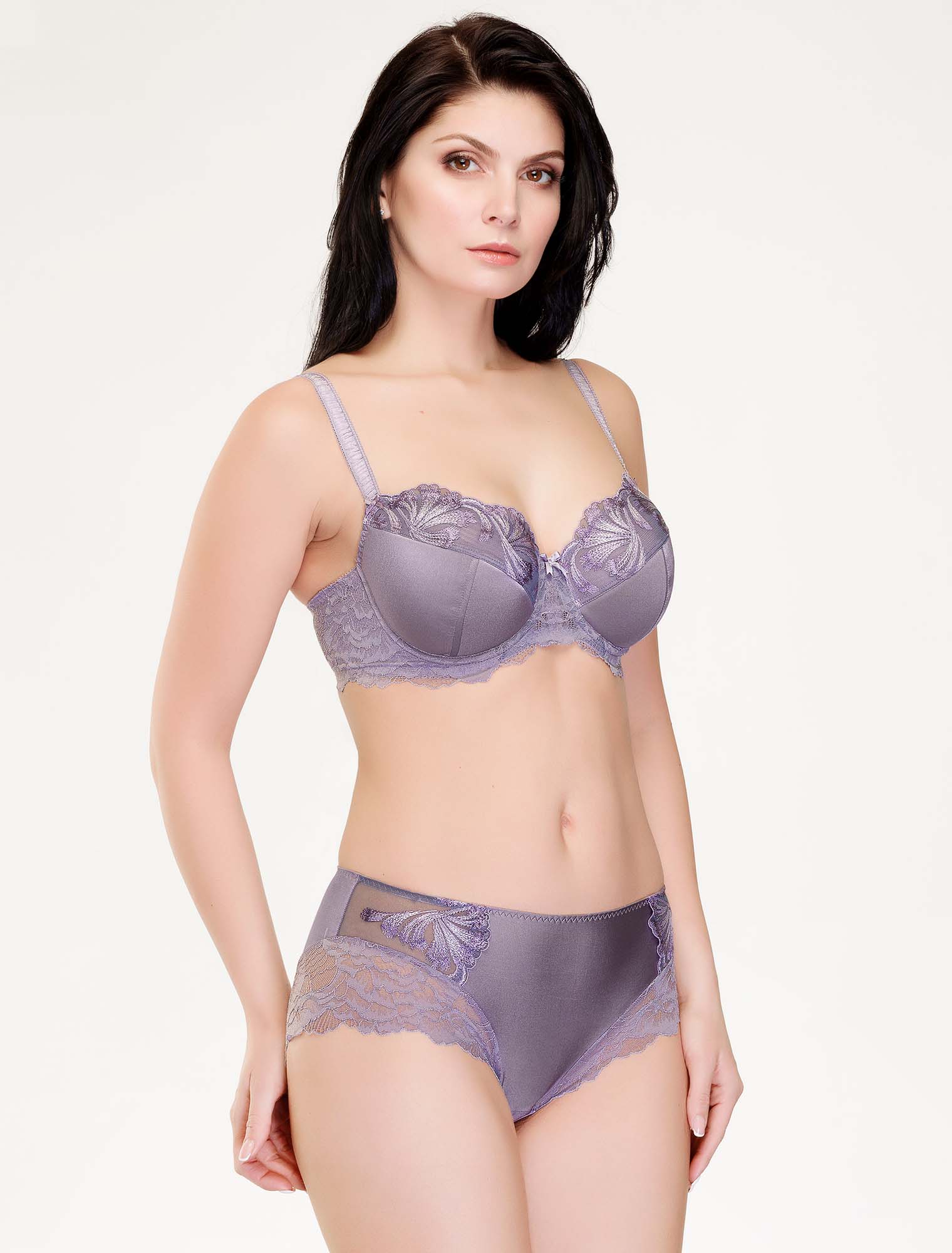 Lauma, Light Violet Half Padded Bra, On Model Front, 79J40