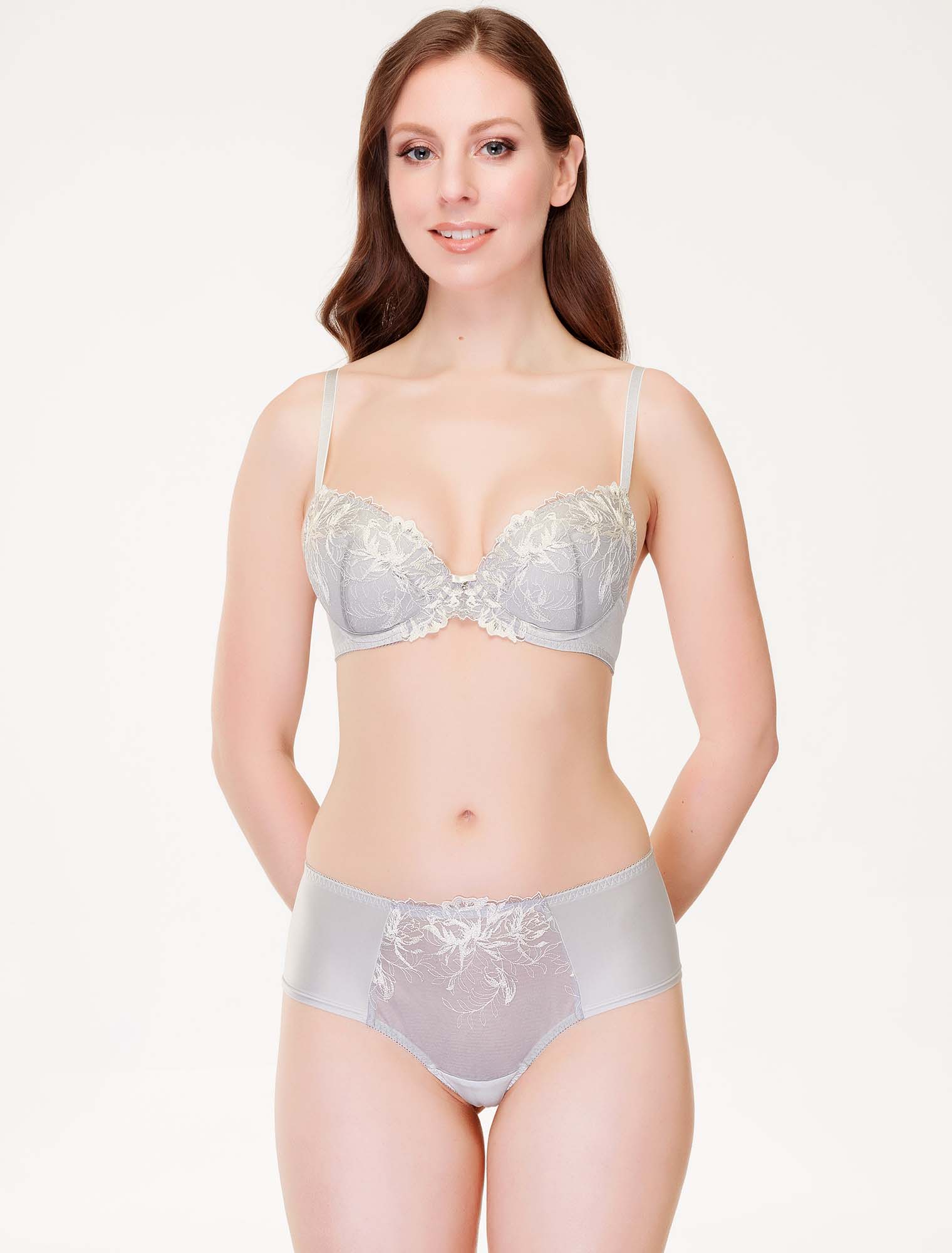 Lauma, Light Grey Embroiderd Lace Push-up Bra, On Model Front, 84J10