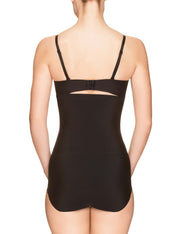 Lauma, Black High waist Shapewear Panty, On Model Back, 91B57