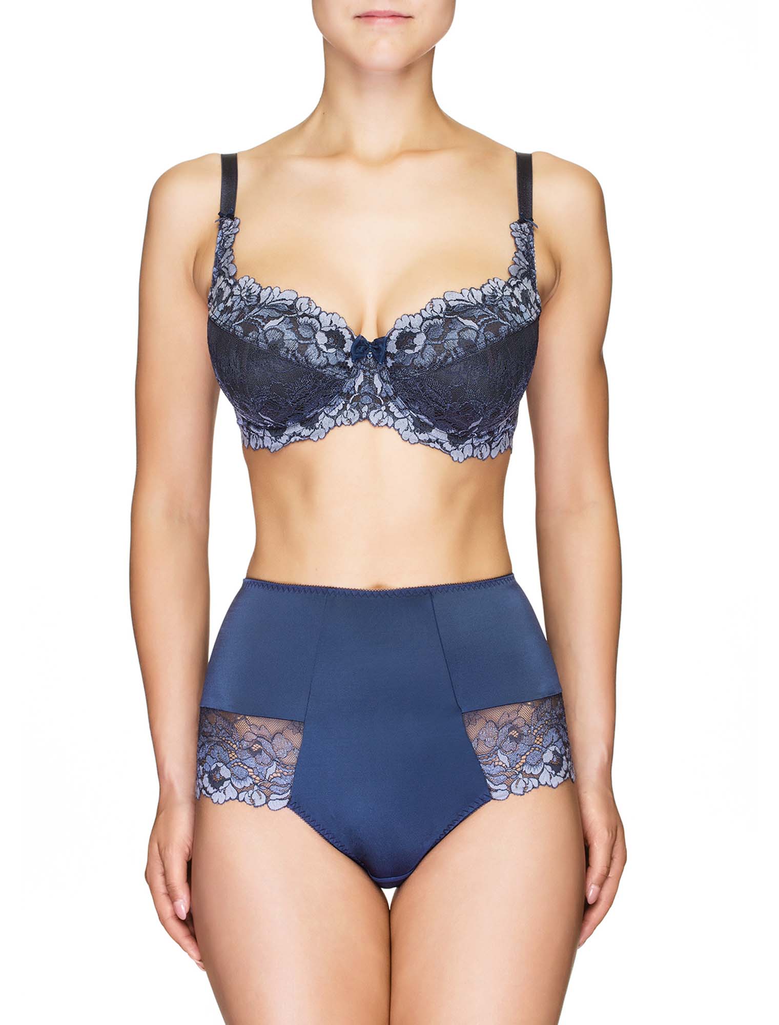 Lauma, Blue Half-padded Lace Bra, On Model Front, 91H40