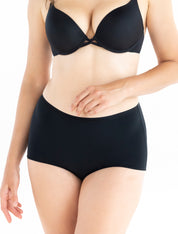 Lauma, Black High Waist Panties, On Model Front, 94J51