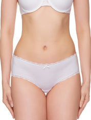 Lauma, White Cotton Mid Waist Shorts, On Model Front, 96J70