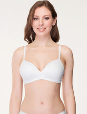 Lauma, White Wireless Molded Padded Cotton Bra, On Model Front, 98J32