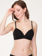 Lauma, Black Wireless Molded Padded Cotton Bra, On Model Front, 98J32