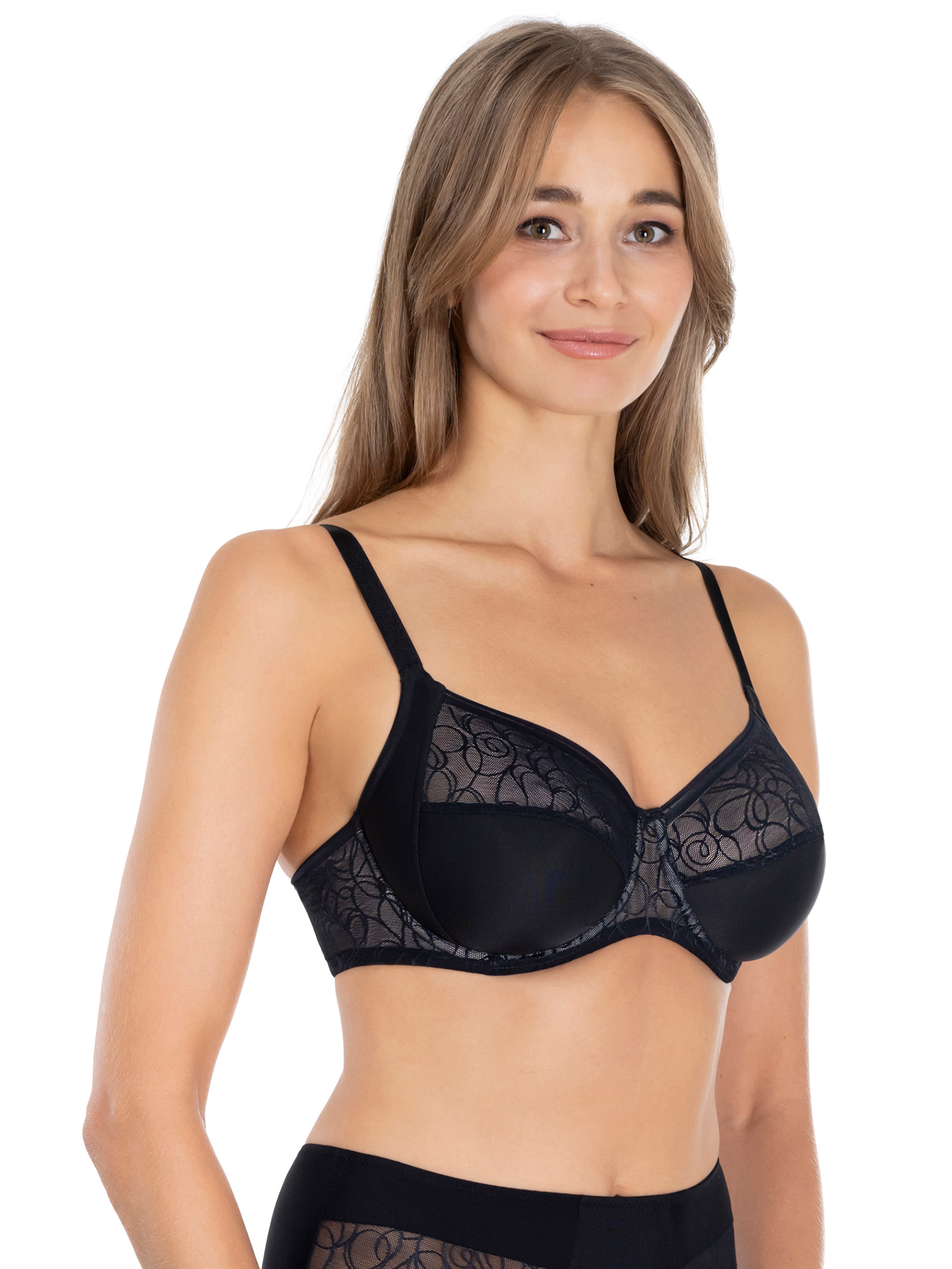 Lauma, Black Underwired Lace Bra, On Model Front, 43L30