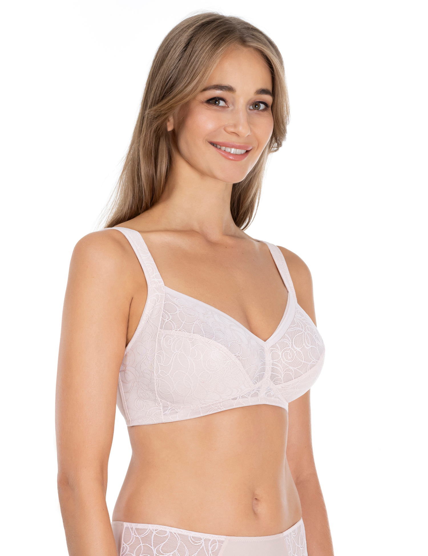 Lauma, Beige Wireless Lace Bra, On Model Front, 43L22