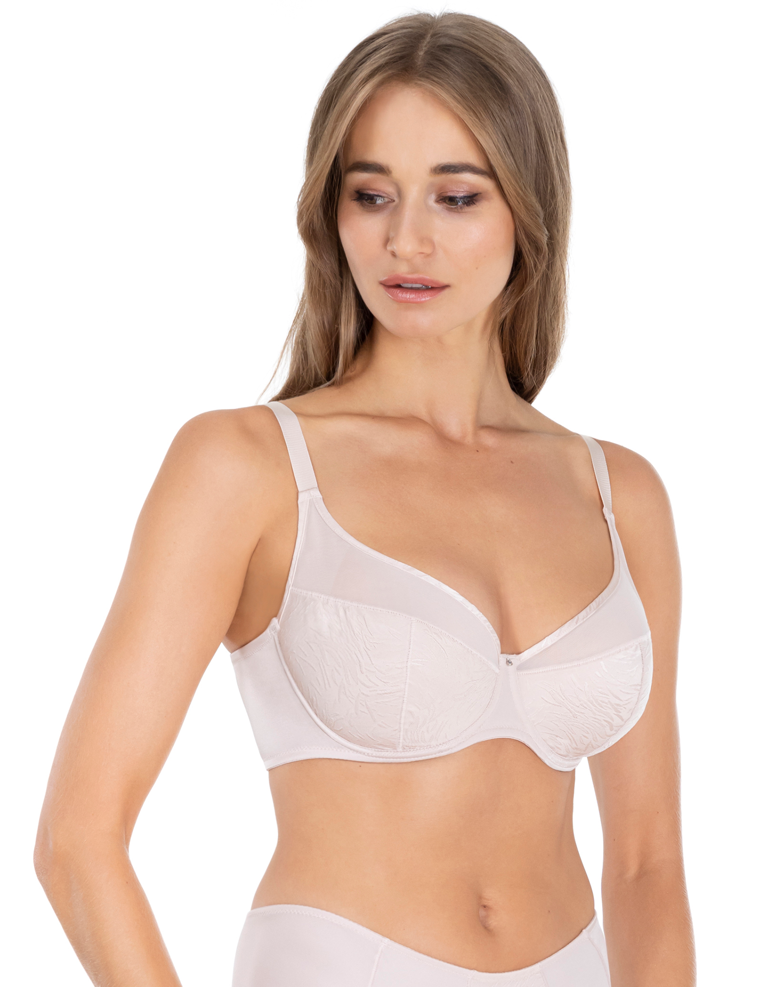 Lauma, Beige Non-padded Underwired Bra, On Model Front, 44L20
