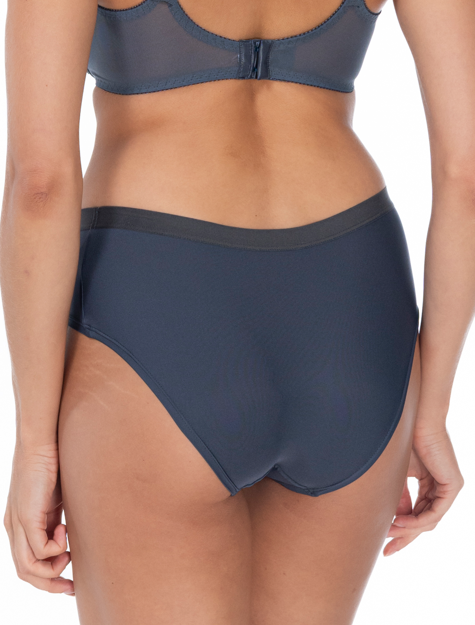 Lauma, Gray Panty, On Model Back, 58K55
