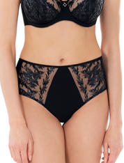 Lauma, Black, Lace, Panties, On Model, Front, 58L51