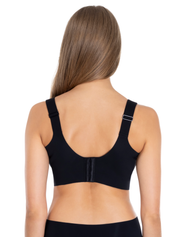 Lauma Lingerie, Black Seamles Bra, On Model, Back, 71D34