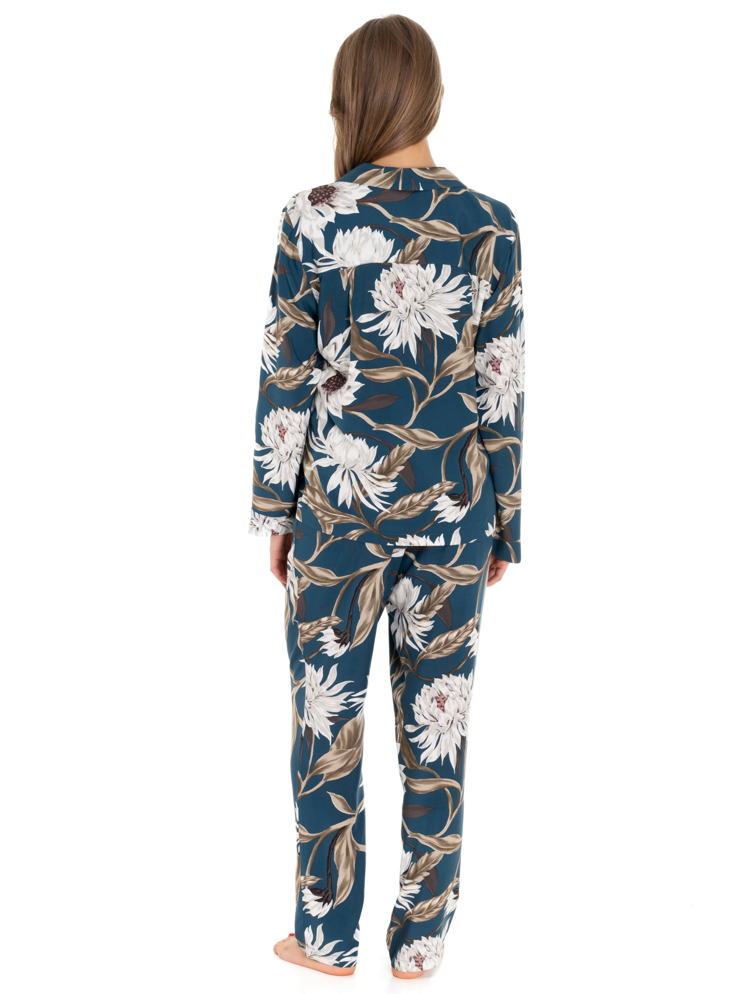 Lauma Lingerie, Printed Viscose Pyjama Set, On Model Back, 72D67, 72D66