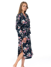 Lauma, Green Floral Print Viscose Robe, On Model Front, 72D69