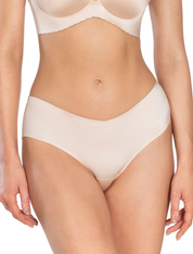 Lauma, Beige Seamless Panties, On Model Front, 77D54