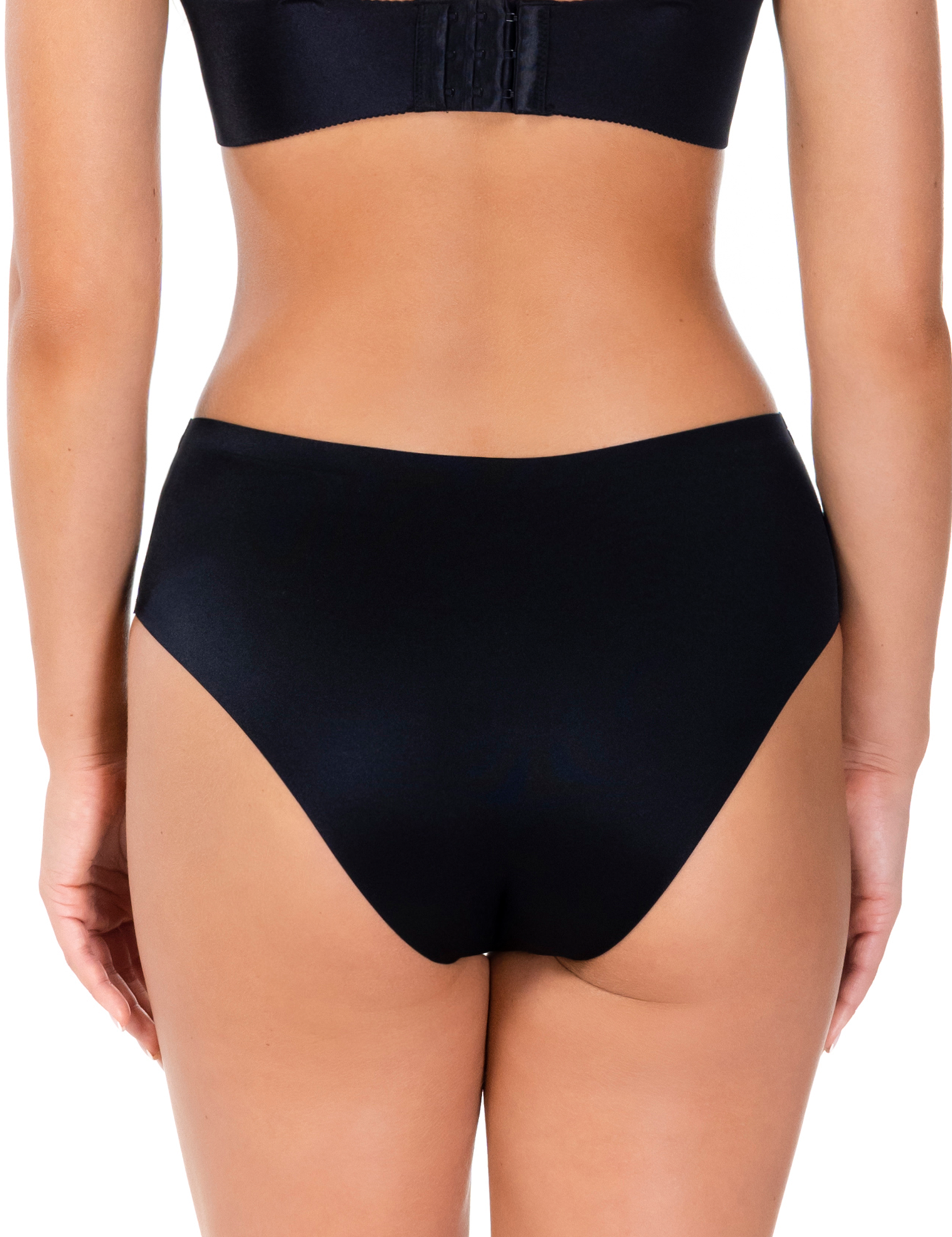 Lauma, Black Seamless Panties, On Model Back, 77D54