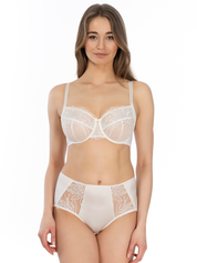 Lauma, Ivory Lingerie Set With Embroidered Lace, On Model Front, 82K51, 82K20