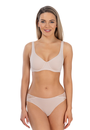Shape Underwired Moulded Non-Padded Bra