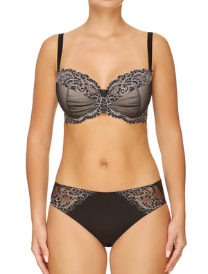 Lauma, Black Mid Waist Panties, On Model Front, 04H54