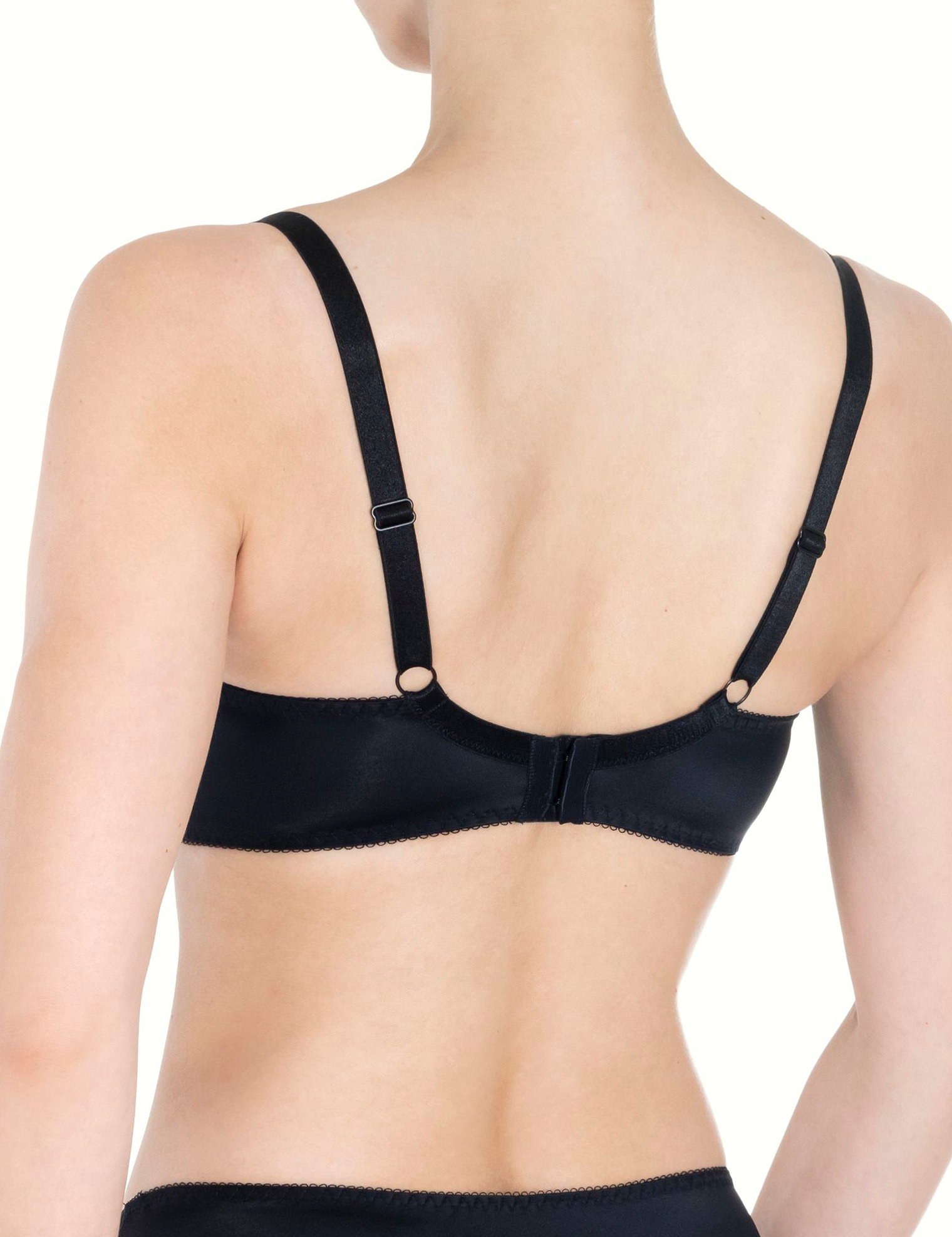 Lauma, Black Half-padded Bra, On Model Back, 05K40