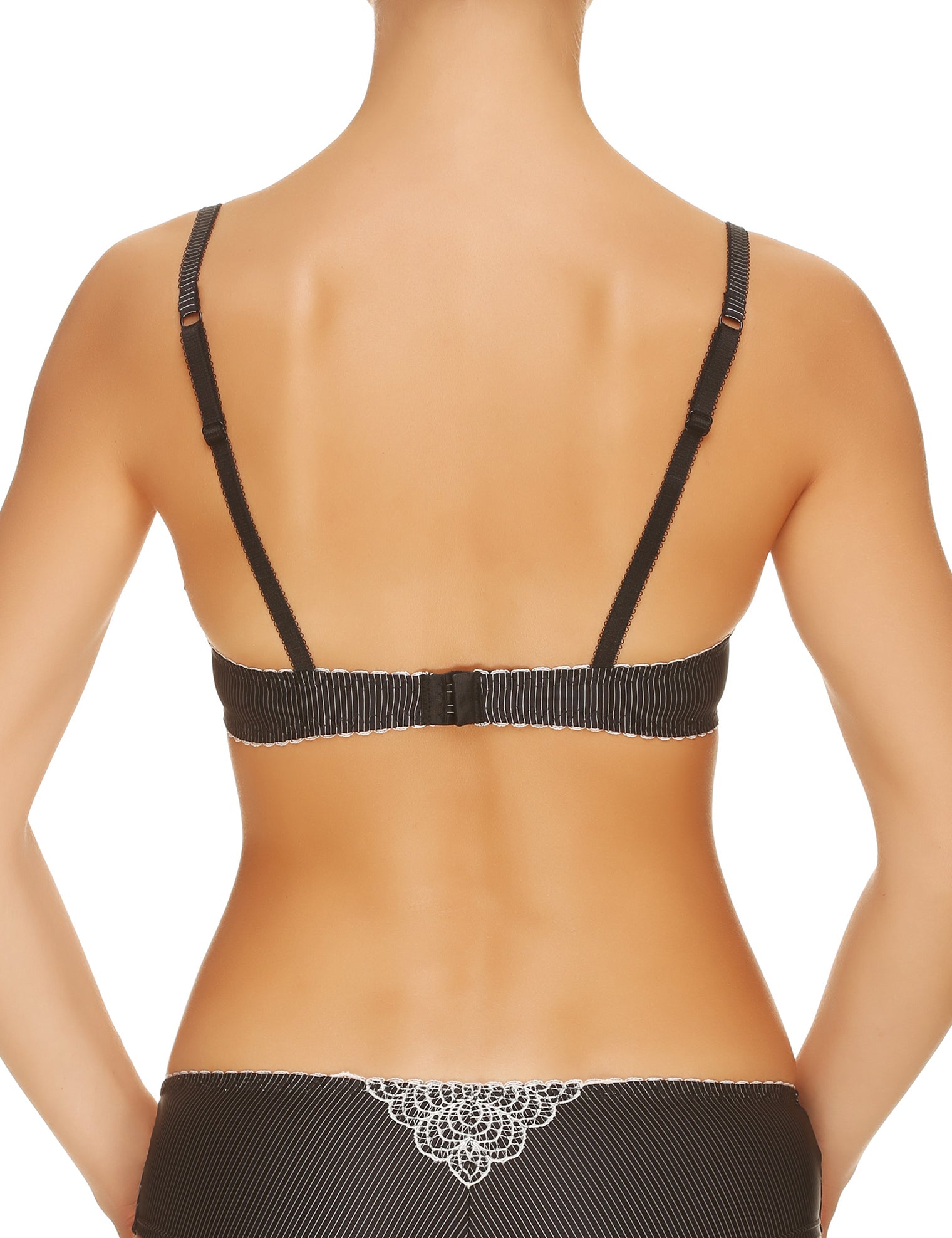Lauma, Black Moulded Push Up Bra, On Model Back, 09H35