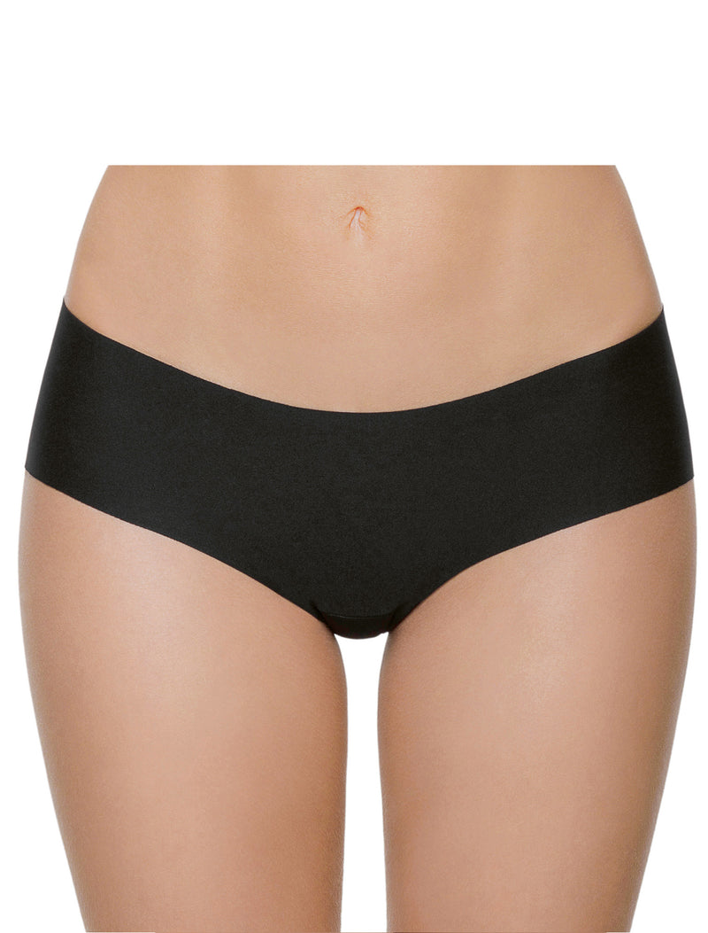 Lauma, Nude Seamless Mid Waist Shorts, On Model Front, 14B70