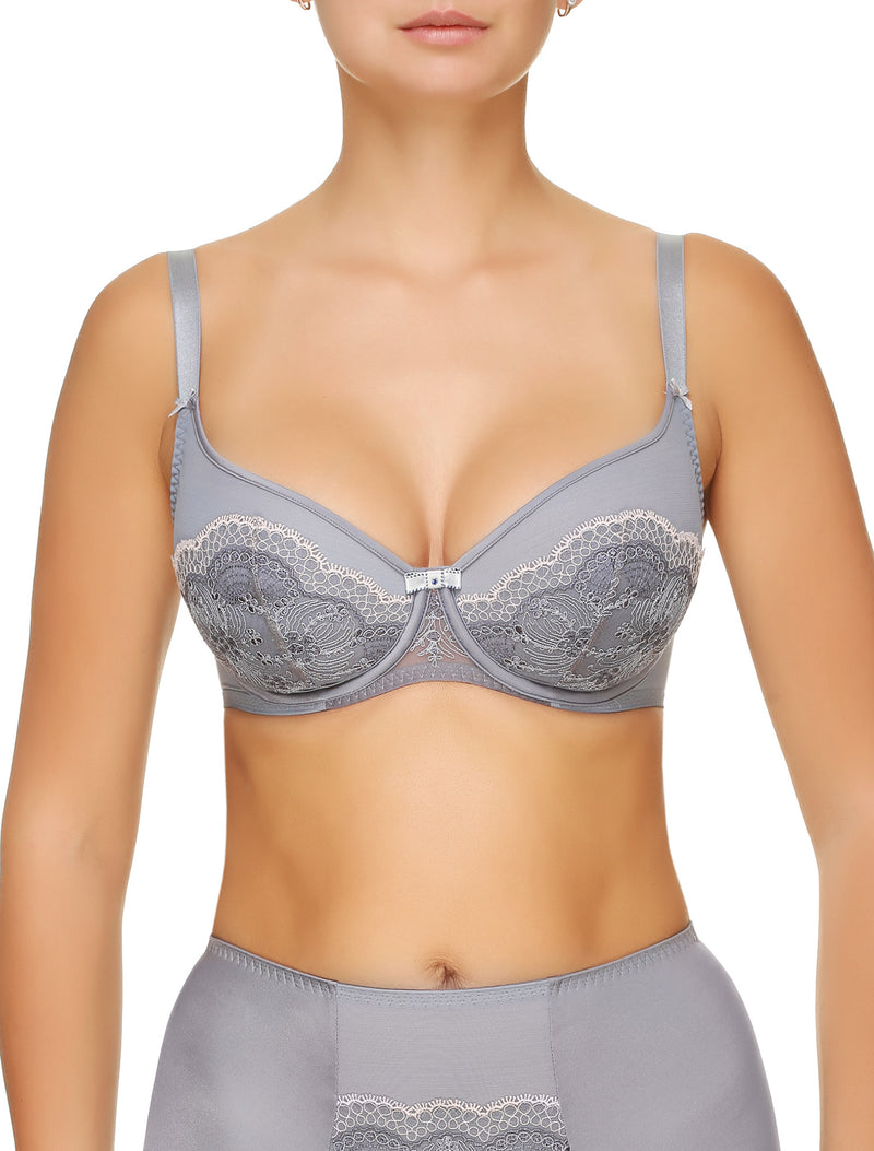 Lauma, Grey Underwired Soft-cup Bra, On Model Front, 17H20